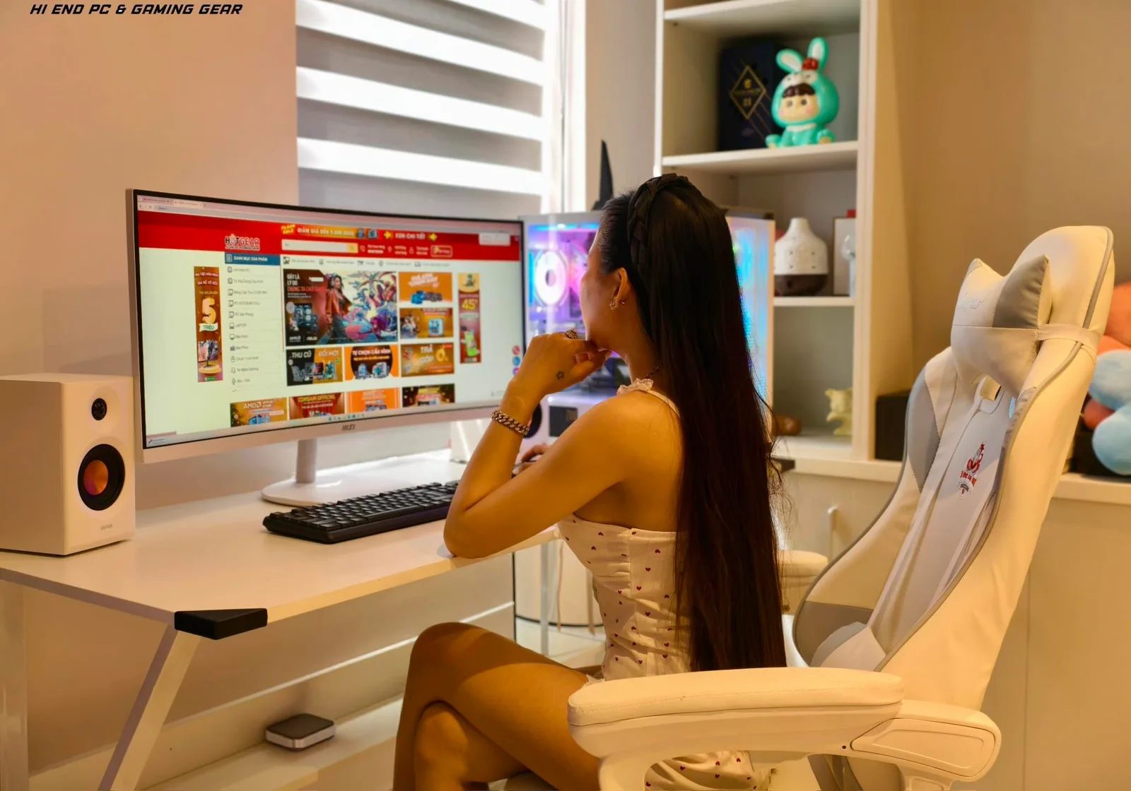 Quỳnh Anh Bán Máy Tính Ở TMT Có Rẻ Không? Có Xinh Gái Không? Cách Liên Hệ Tại Hải Phòng